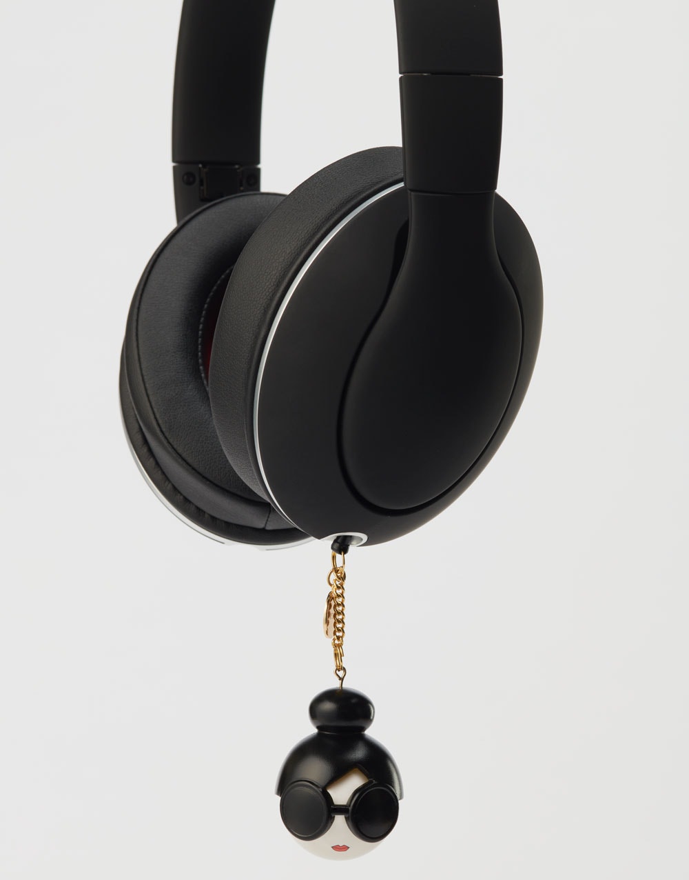 EARPHONE JACK ACCESSORIES DETAILS