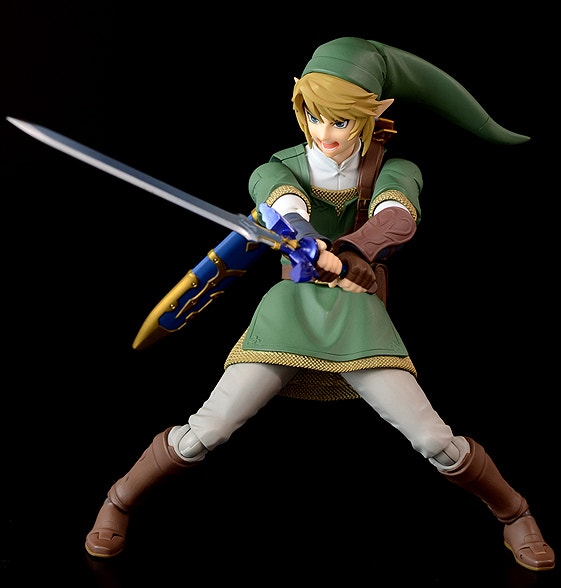  Good Smile The Legend of Zelda Twilight Princess Link Figma  Action Figure : Toys & Games